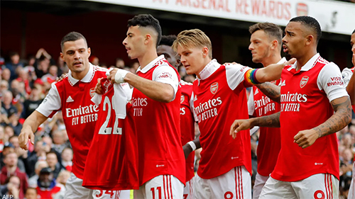 أرسنال يستعيد نغمة الانتصار بخماسية في شباك نوتنغهام