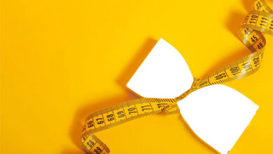 4 أضرار جسدية لتحول الهوس بالبطن المسطحة إلى "متلازمة الساعة الرملية"