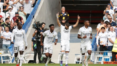 "كلاسيكو الأرض" أبيض.. ريال مدريد يهزم برشلونة وينفرد بصدارة الليغا