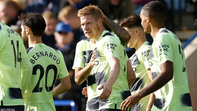 البريميرليغ: المتألق دي بروين يقود مان سيتي للصدارة