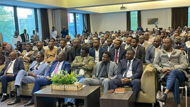 مناوي يلتقي الجالية السودانيه ببريطانيا