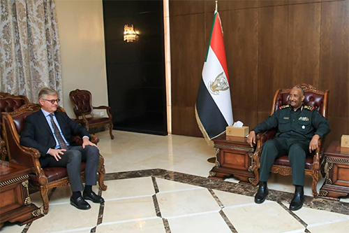 البرهان يبحث مع وكيل الأمين العام للأمم المتحدة الأوضاع في (منطقة ابيي)