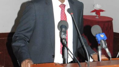 الهيئة القومية للطرق والجسور.. الزحف الرملي يهدد سلامة الطرق