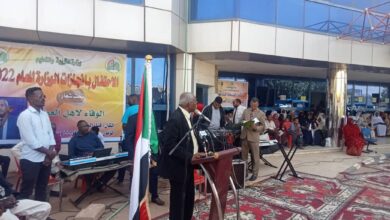 تعهدات من (الحوري) بشأن تحقيق مطالب المعلمين