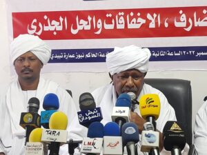 قيادات بولاية سودانية ( يطالبون ) بإقالة الوالي