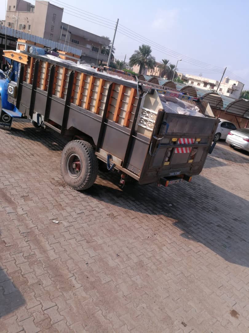 الشرطة  تحبط محاولة تهريب (520) جوال فول مصري