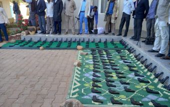 الشرطة بولاية سودانية تضبط (127) سلاح