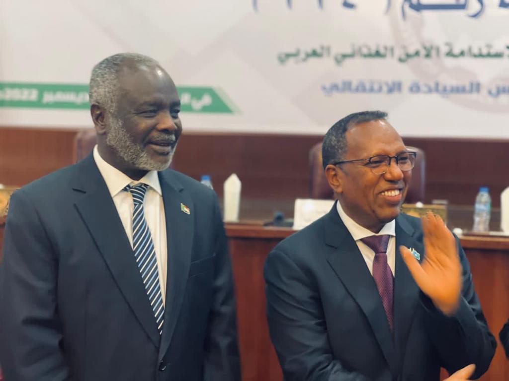 وزير صومالي يقر بمعاناة بلاده بتزايد الخطر الأرهابي