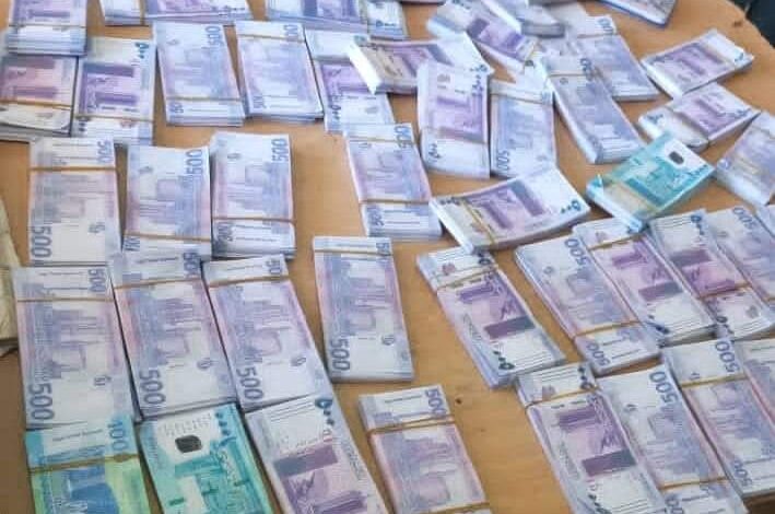 الشرطة تقبض  على متهمين بتزييف(العملة المحلية)