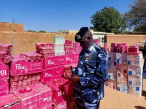 ضبط كمية كبيرة من مستحضرات التجميل المحظورة بولاية سودانية