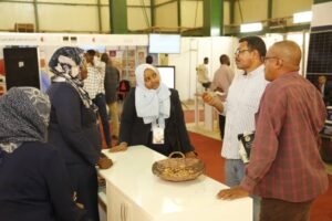 فرع بنك السودان المركزي بمعرض الخرطوم يشهد إقبال من الزوار