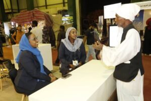 فرع بنك السودان المركزي بمعرض الخرطوم يشهد إقبال من الزوار