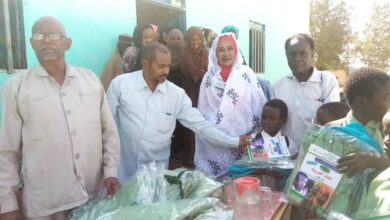 توزيع  المعينات المدرسية للطلاب بمحلية امبدة.