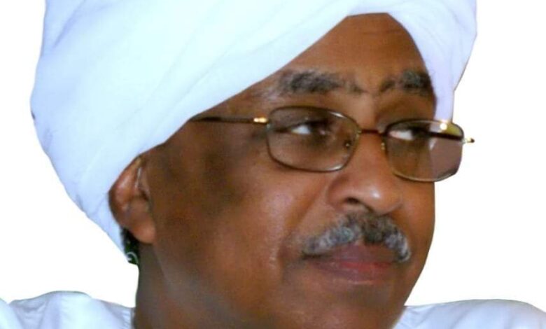 الشريف الهندي يصل البلاد