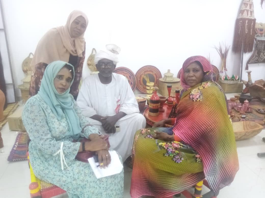 من داخل مهرجان الثراث القومي ب المتحف الحربي