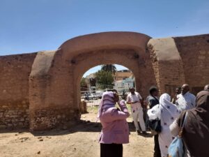 ترميم الطابية وبوابة عبدالقيوم
