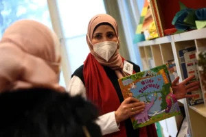 المعلمات المسلمات منعن من ارتداء الحجاب في برلين منذ عام 2005 (رويترز)