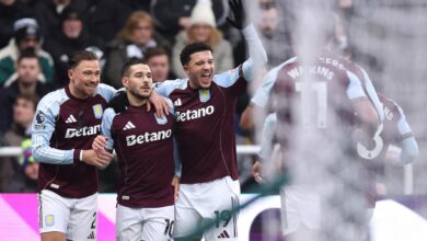 أستون فيلا في ملعب "سانت جيمس بارك"