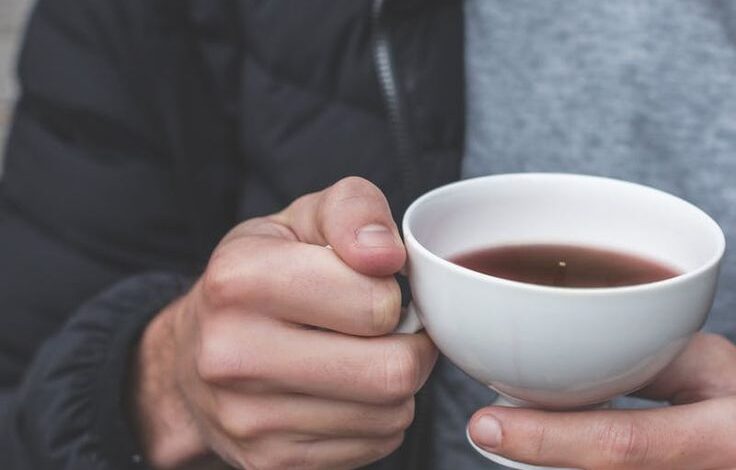 الكافيين قد يحفز نوبات الهلع والتوتر