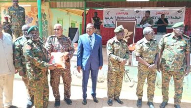 دشن وزير الدفاع السوداني السلة الرمضانية لـ أسر شهداء معركة الكرامة