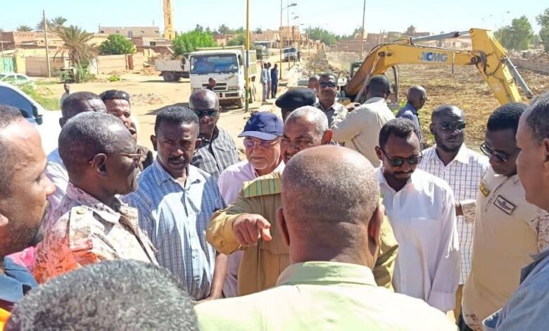والي الخرطوم يشرف ميدانياً على تطهير "خور أبو عنجة"
