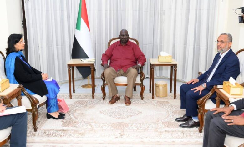 التقى مالك عقار وفد التحالف العالمي للقاحات