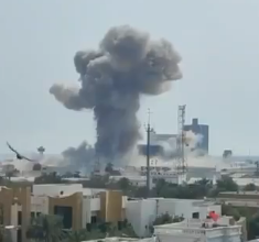 قصف الأسطول الخامس في البحرين وإغلاق المجال الجوي