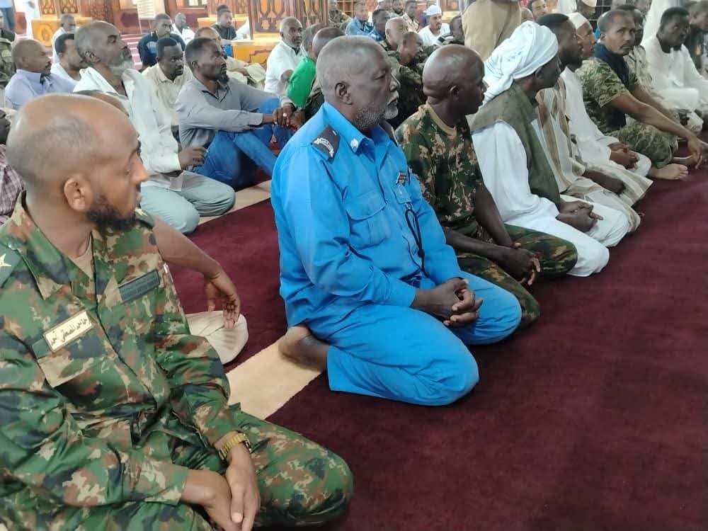 مؤكداً أن عودة الصلاة للمسجد هي رسالة نصر وقرب تحرير كامل التراب السوداني من التمرد