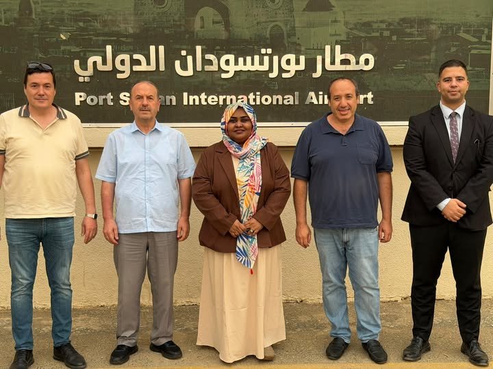 وصول الوفد التركي إلى البلاد