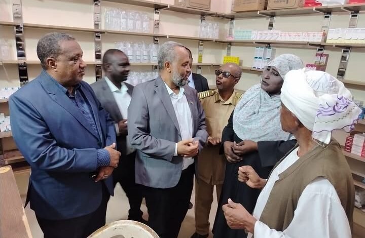 وزير الصحة يتفقد المؤسسات الصحية بشرق الجزيرة