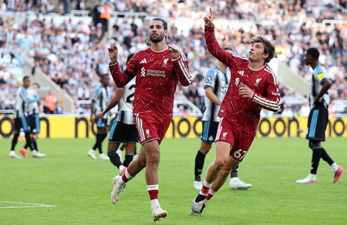 ليفربول ينتزع تعادلاً مثيراً