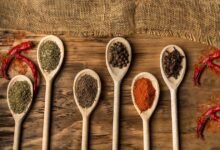 أعشاب وتوابل غنية بالكالسيوم